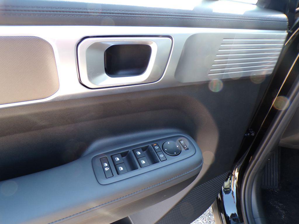 new 2025 Hyundai SANTA FE HEV car, priced at $37,348