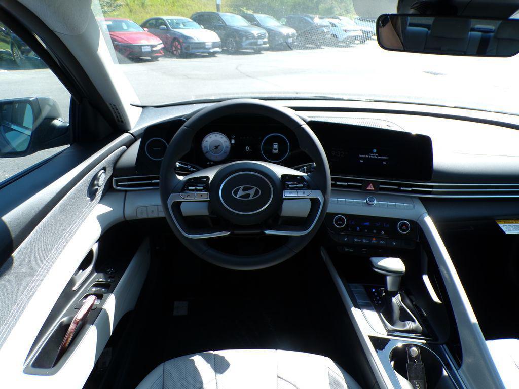 new 2025 Hyundai Elantra car, priced at $26,504