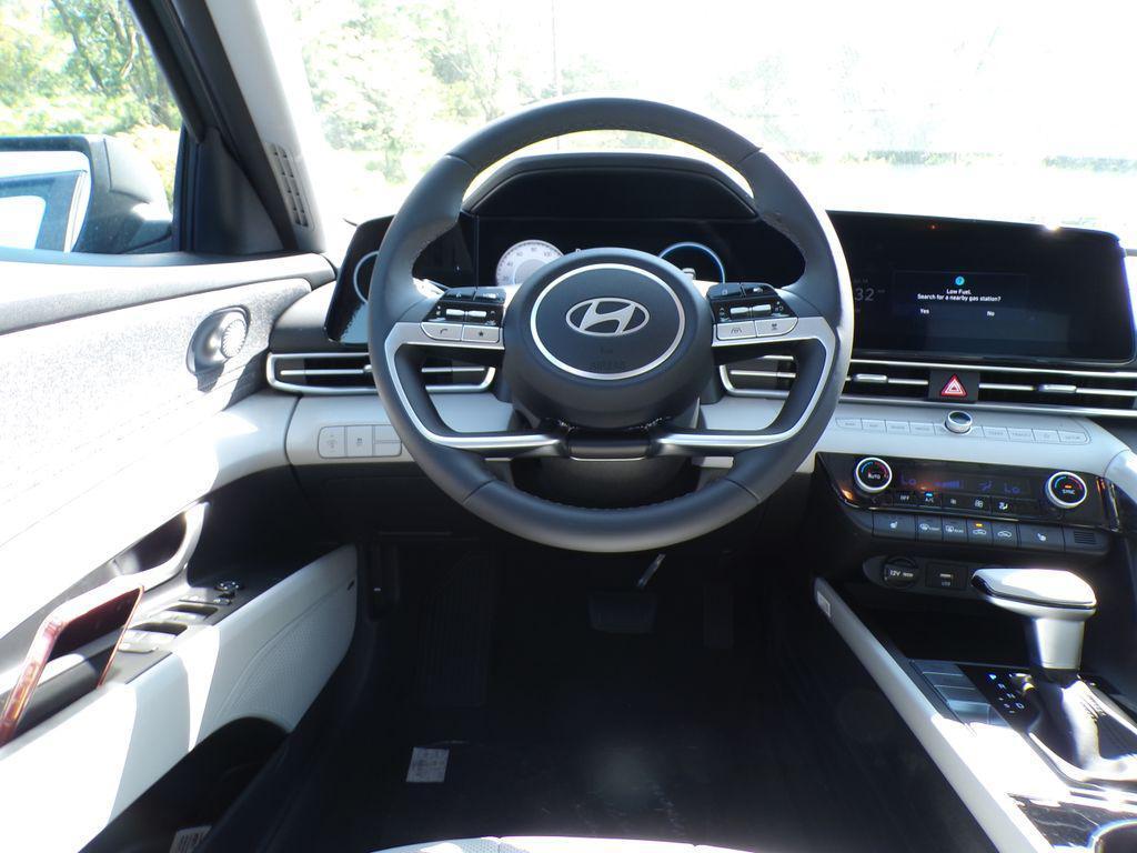 new 2025 Hyundai Elantra car, priced at $26,504