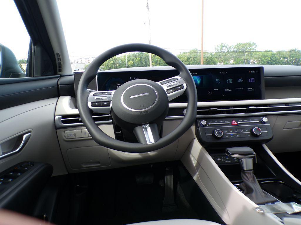 new 2025 Hyundai Tucson car, priced at $29,913