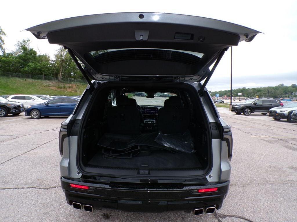 used 2024 Chevrolet Traverse car, priced at $52,745