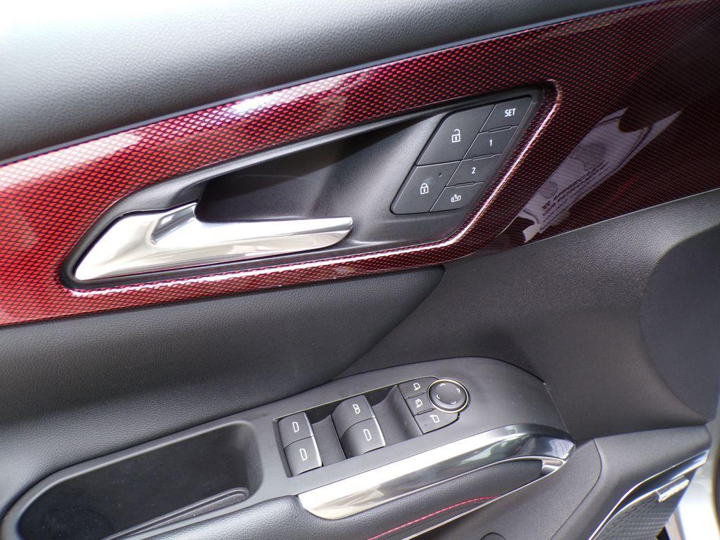 used 2024 Chevrolet Traverse car, priced at $55,051