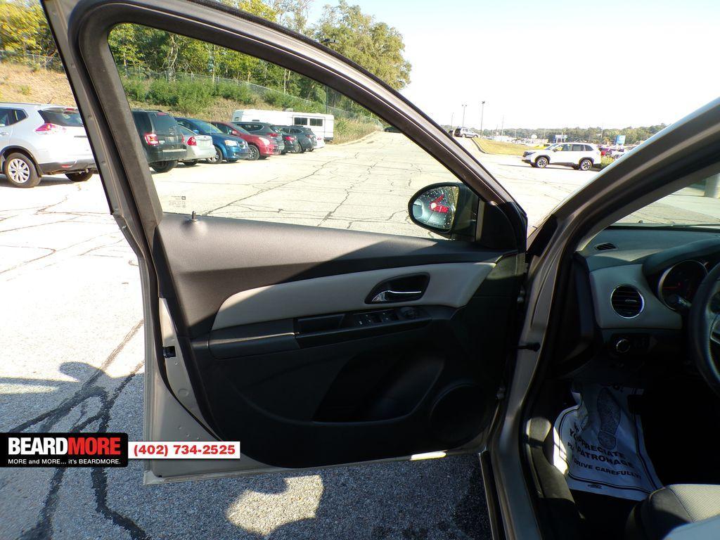 used 2014 Chevrolet Cruze car, priced at $9,289