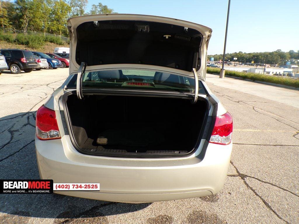 used 2014 Chevrolet Cruze car, priced at $9,289
