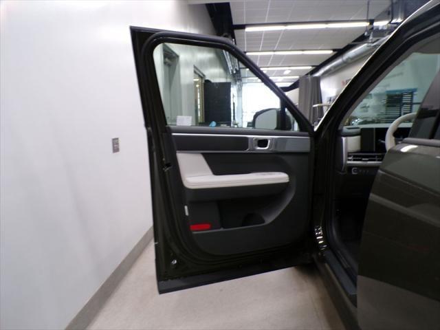 new 2025 Hyundai Santa Fe car, priced at $37,185