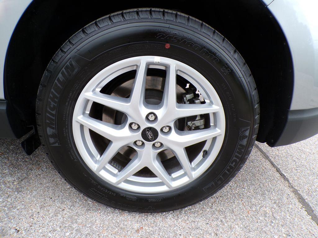 used 2024 Ford Edge car, priced at $27,879