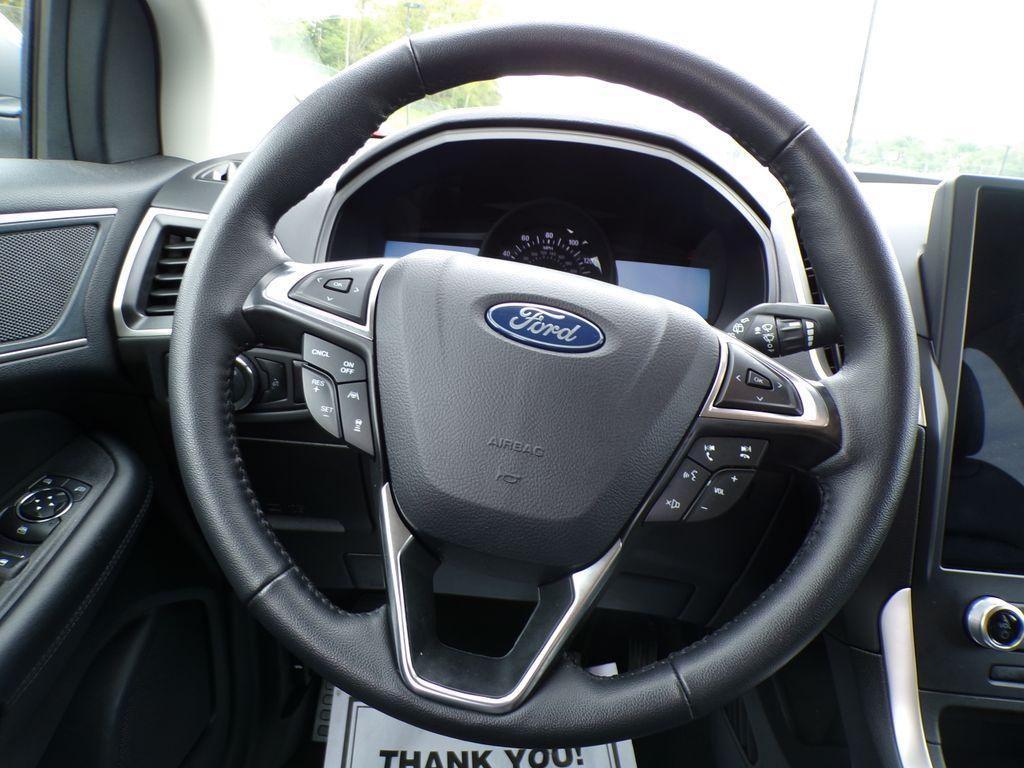 used 2024 Ford Edge car, priced at $27,879