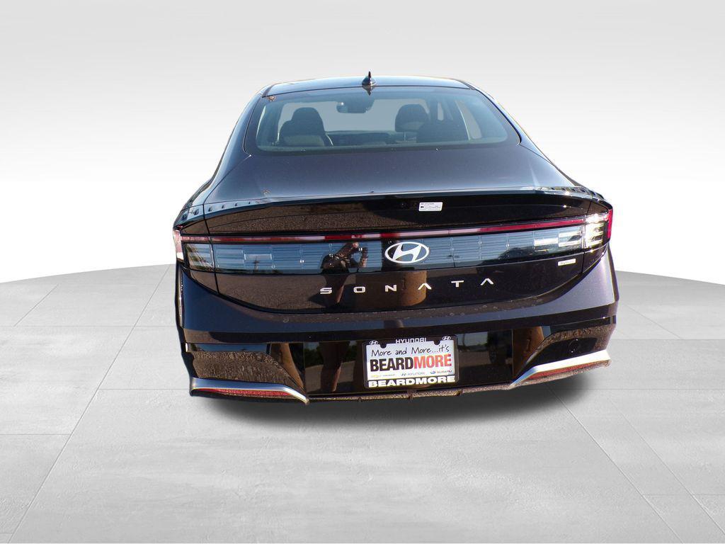new 2025 Hyundai Sonata Hybrid car, priced at $30,738