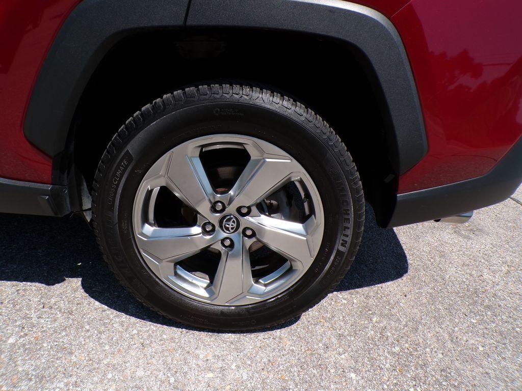 used 2020 Toyota RAV4 Hybrid car, priced at $28,748