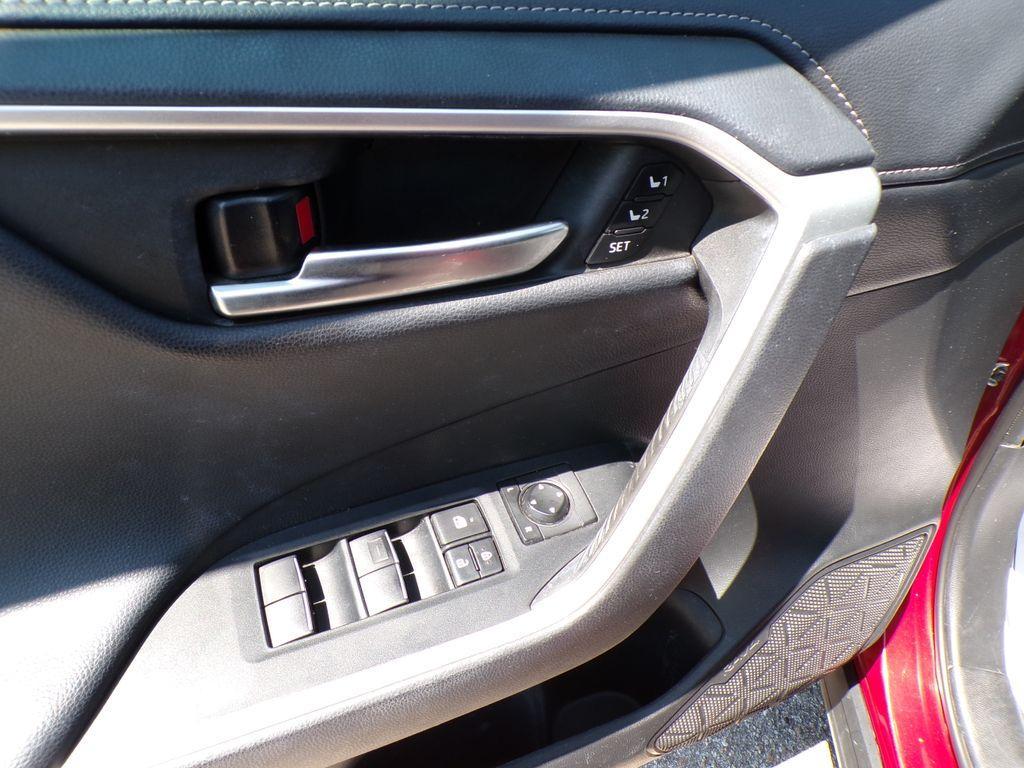 used 2020 Toyota RAV4 Hybrid car, priced at $28,748