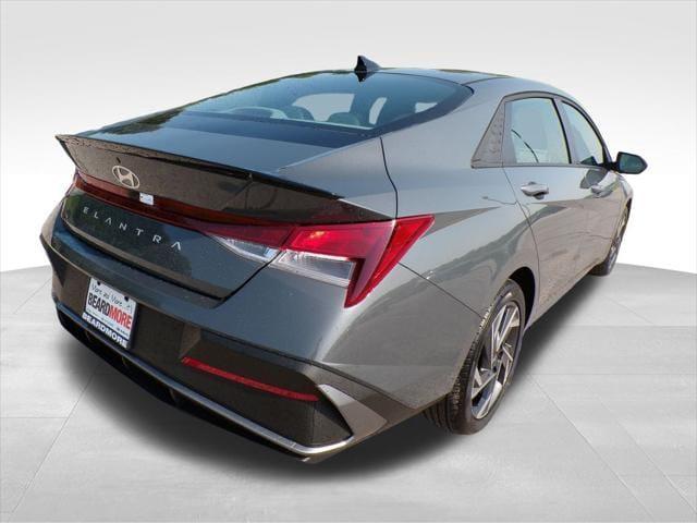 new 2025 Hyundai Elantra car, priced at $23,139