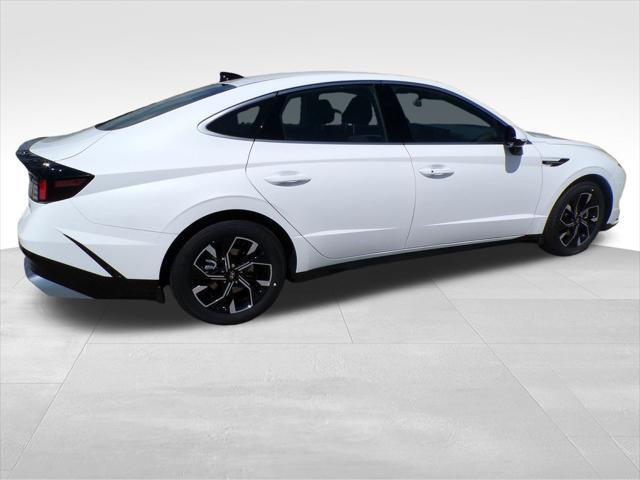 new 2025 Hyundai Sonata car, priced at $29,458