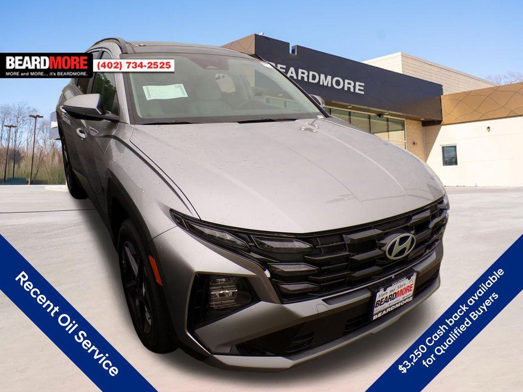 new 2025 Hyundai TUCSON Hybrid car, priced at $33,443