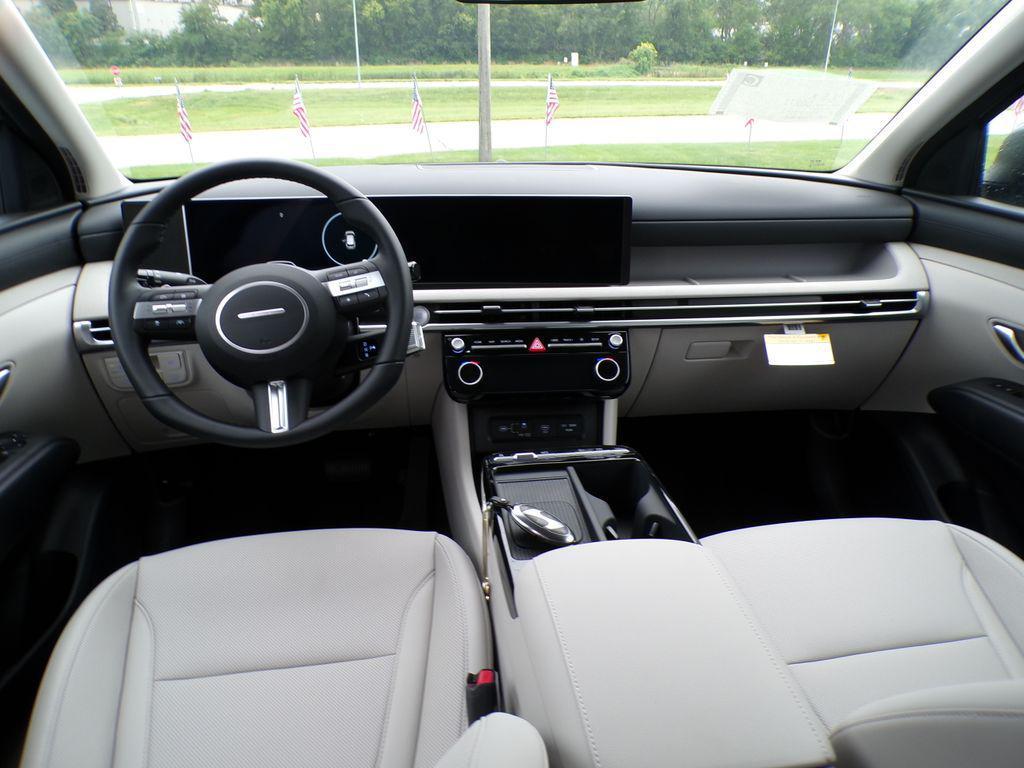 new 2025 Hyundai TUCSON Hybrid car, priced at $35,693
