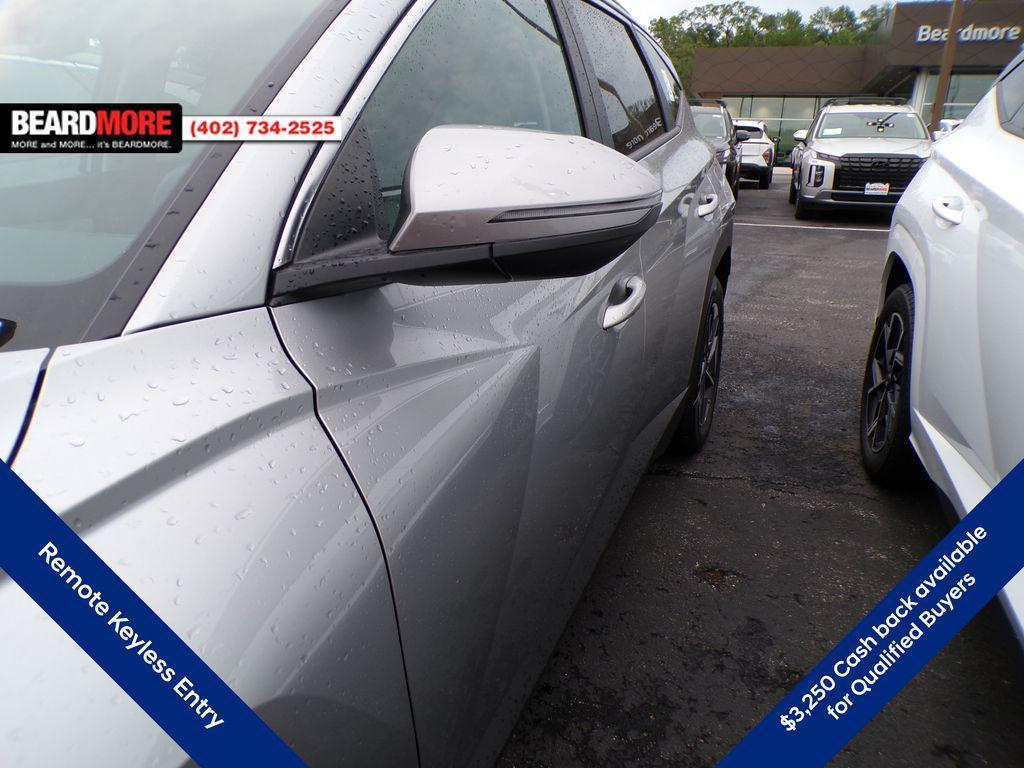 new 2025 Hyundai TUCSON Hybrid car, priced at $33,443