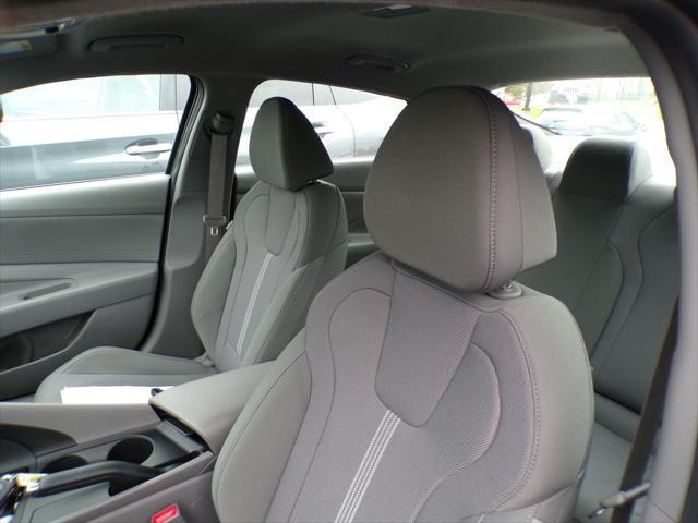 new 2025 Hyundai Elantra car, priced at $21,677