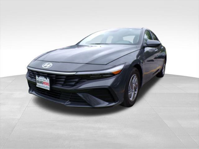 new 2025 Hyundai Elantra car, priced at $21,677