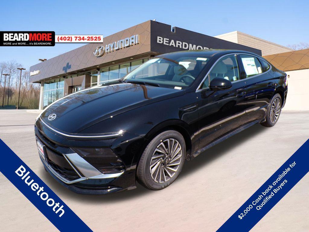 new 2025 Hyundai Sonata Hybrid car, priced at $29,683