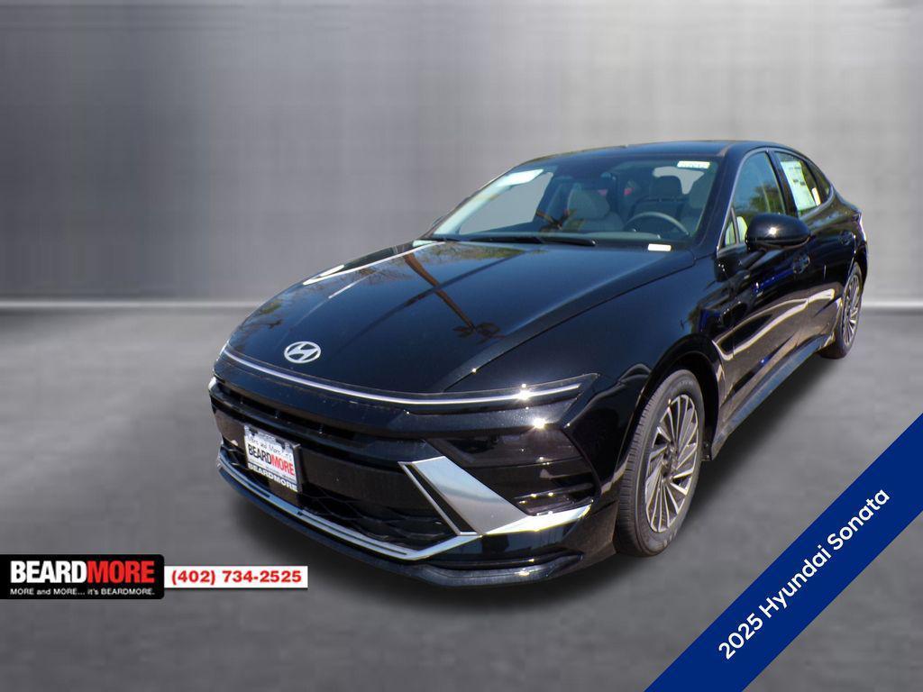 new 2025 Hyundai Sonata Hybrid car, priced at $27,683