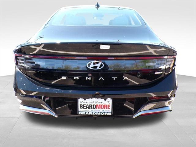 new 2025 Hyundai Sonata Hybrid car, priced at $30,683