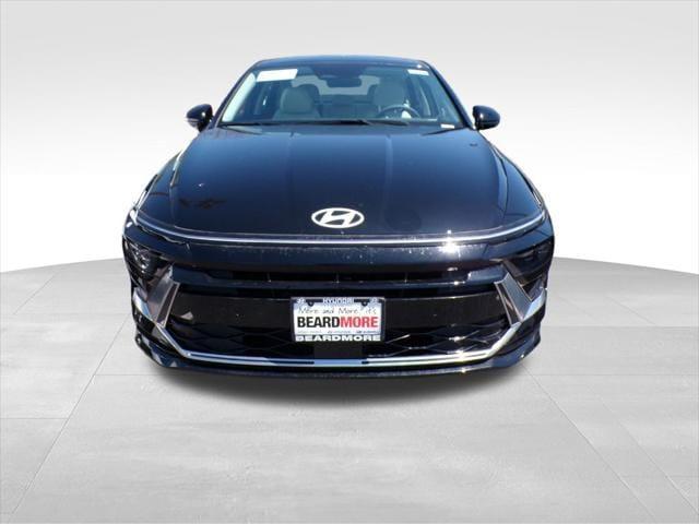 new 2025 Hyundai Sonata Hybrid car, priced at $30,683