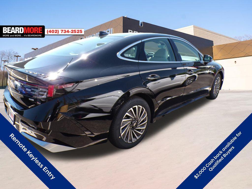 new 2025 Hyundai Sonata Hybrid car, priced at $29,683