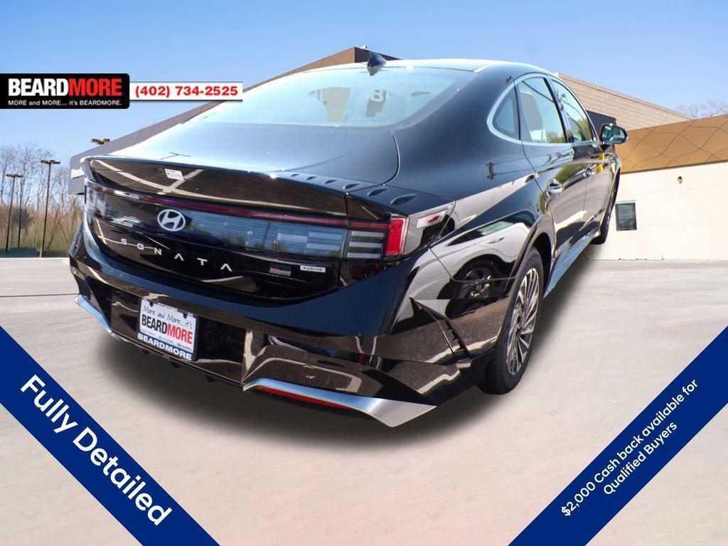 new 2025 Hyundai Sonata Hybrid car, priced at $29,683
