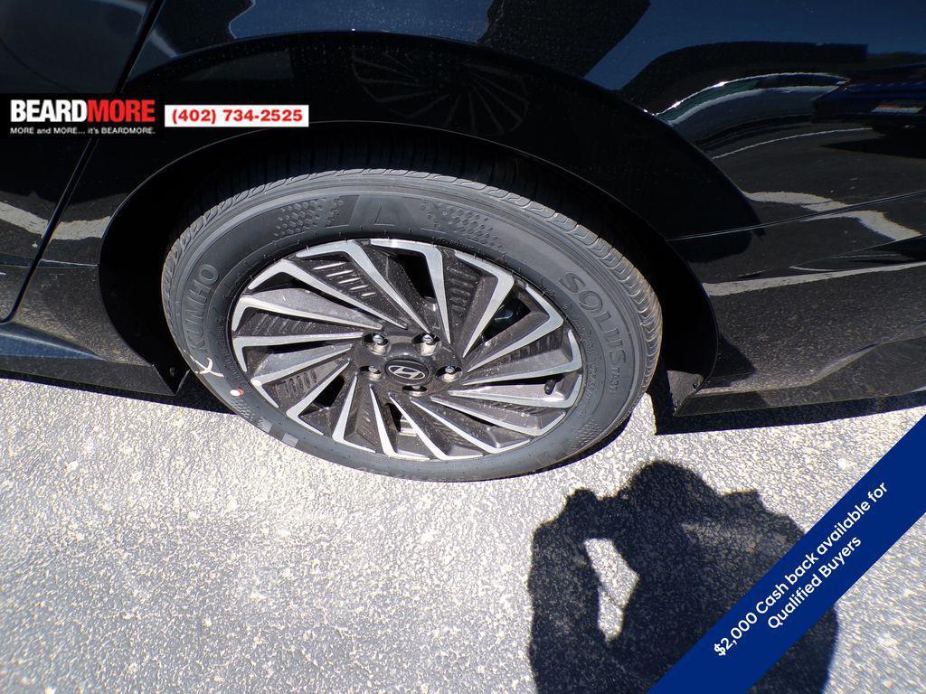 new 2025 Hyundai Sonata Hybrid car, priced at $29,683