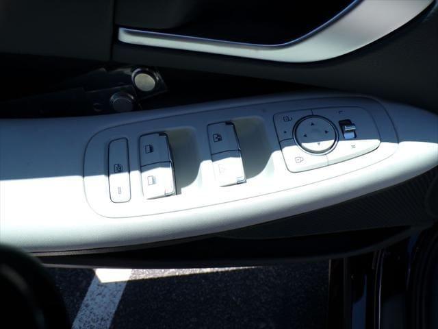 new 2025 Hyundai Sonata Hybrid car, priced at $30,183