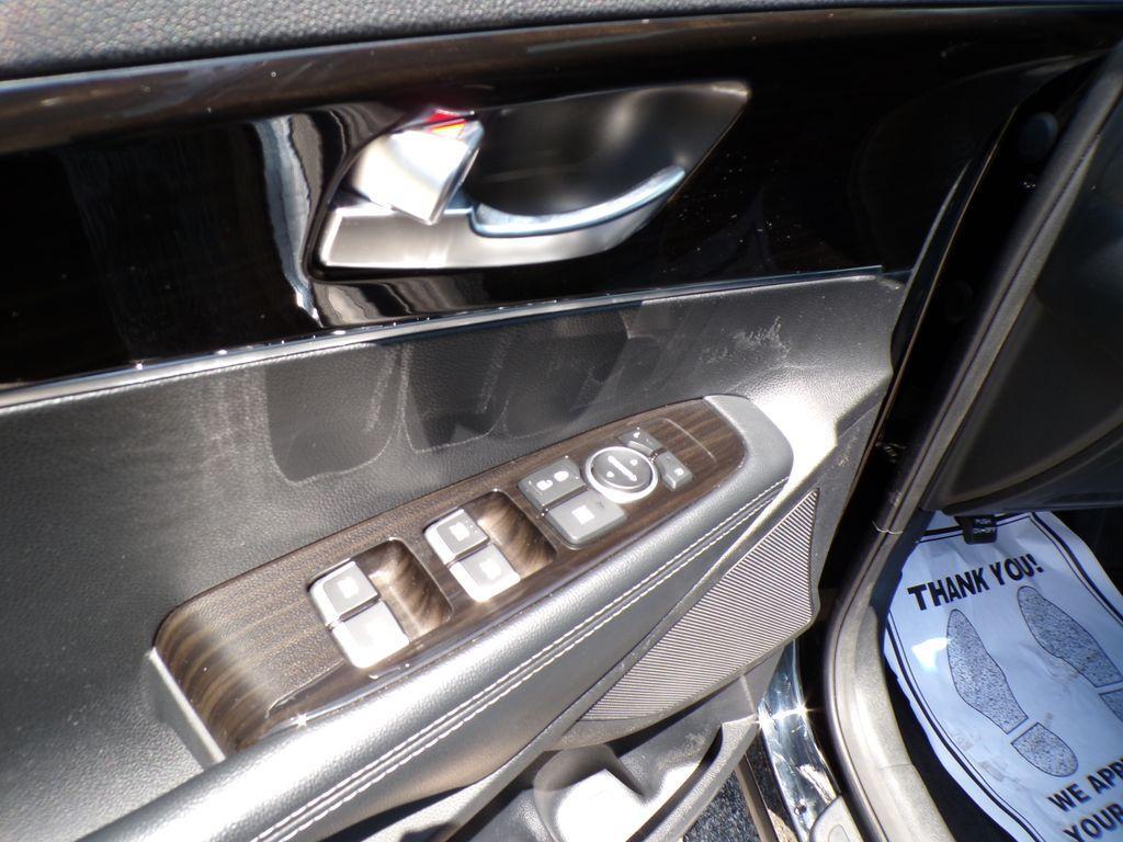 used 2020 Kia Sorento car, priced at $15,247