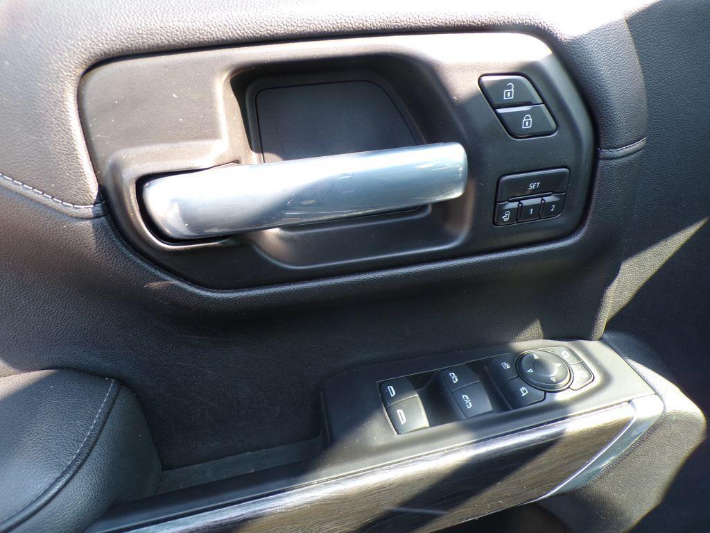 used 2021 Chevrolet Silverado 1500 car, priced at $36,276