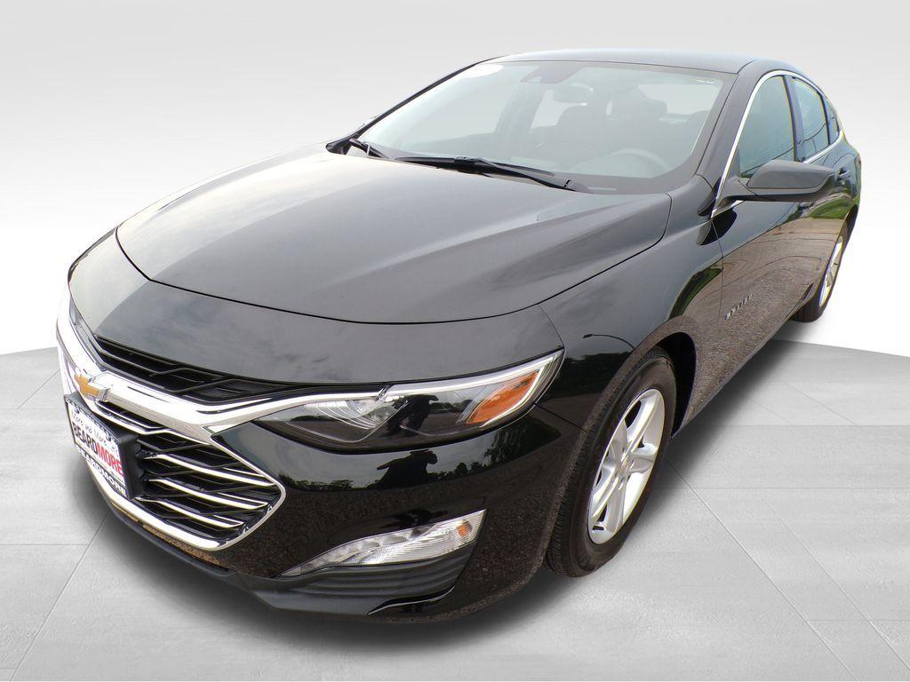 used 2024 Chevrolet Malibu car, priced at $20,239