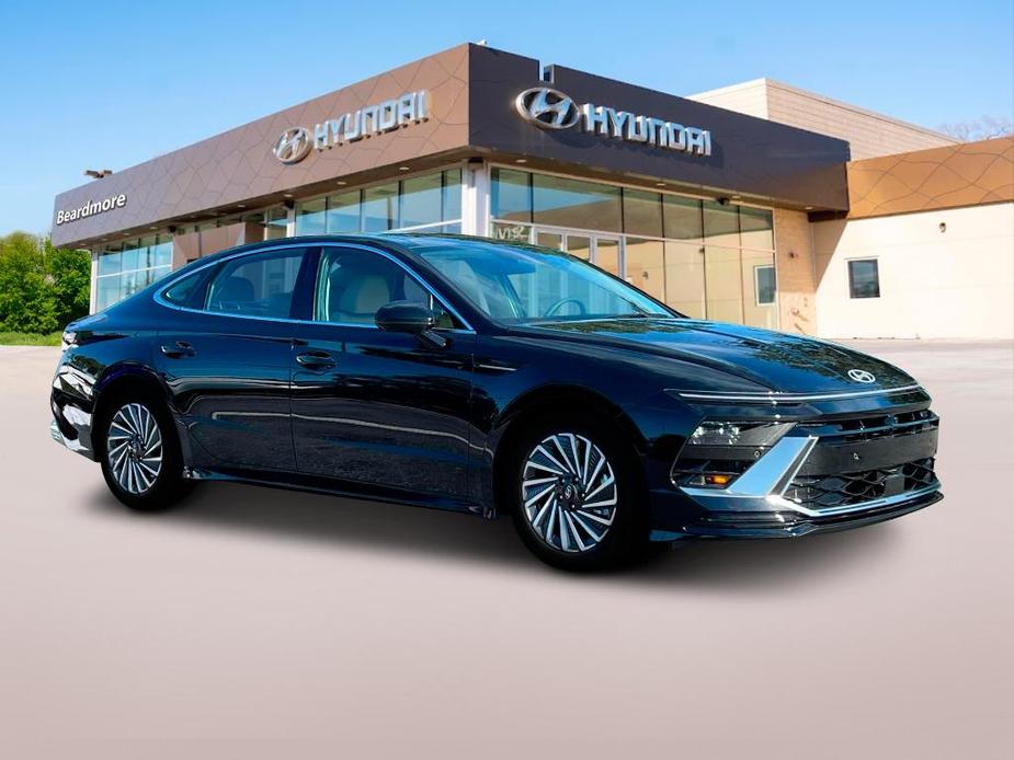 new 2025 Hyundai Sonata Hybrid car, priced at $38,080