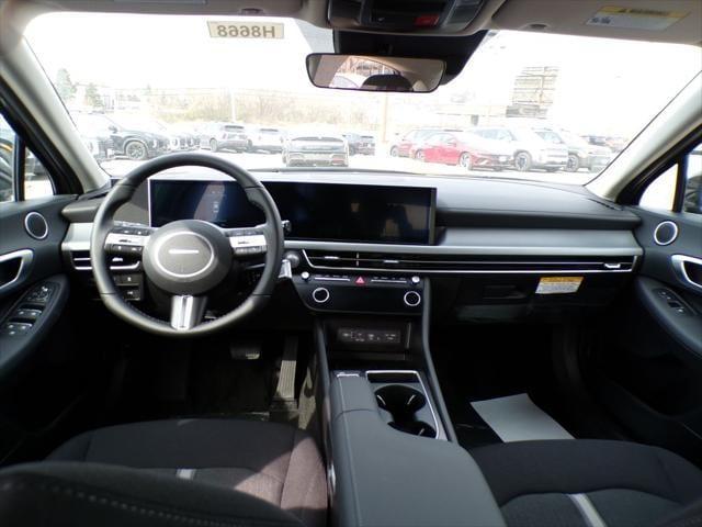 new 2025 Hyundai Sonata Hybrid car, priced at $31,291