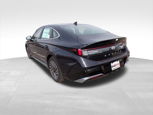 new 2025 Hyundai Sonata Hybrid car, priced at $31,041