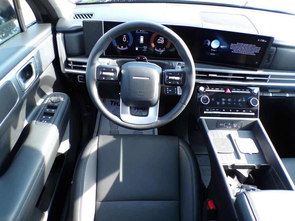 used 2025 Hyundai Santa Fe car, priced at $35,933