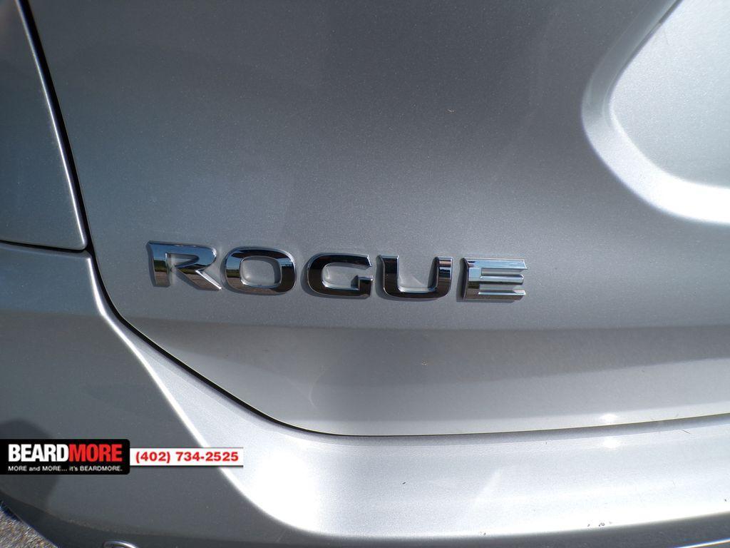 used 2019 Nissan Rogue car, priced at $12,892