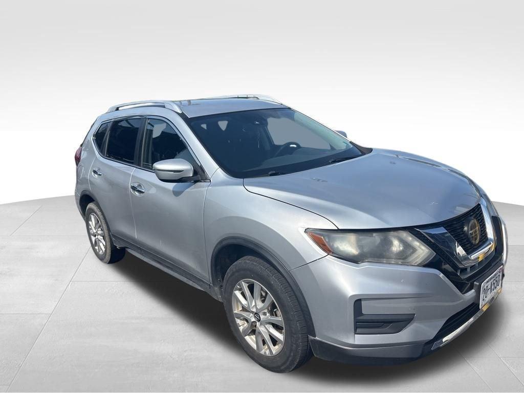 used 2019 Nissan Rogue car, priced at $17,087