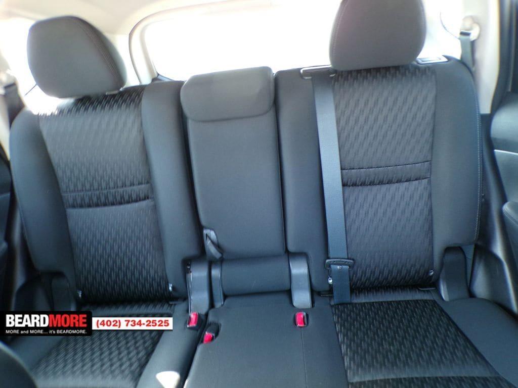 used 2019 Nissan Rogue car, priced at $12,892