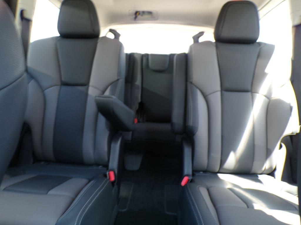 used 2022 Subaru Ascent car, priced at $35,879