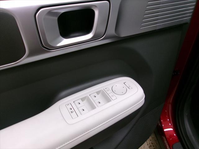 new 2025 Hyundai Santa Fe car, priced at $37,105