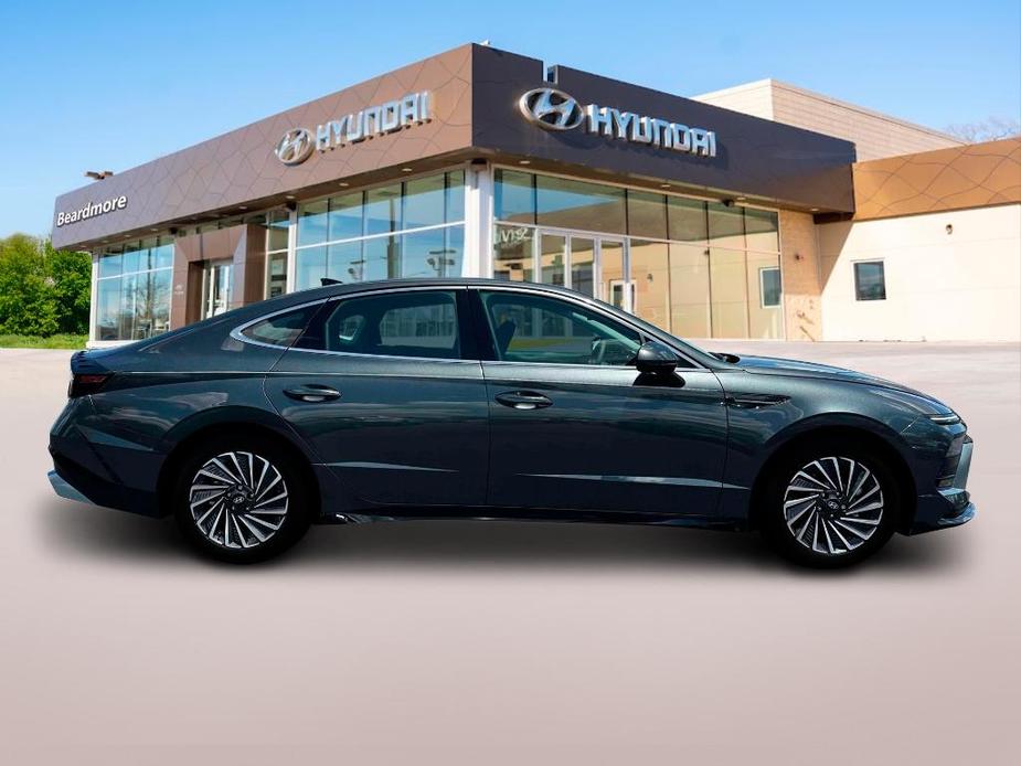 new 2025 Hyundai Sonata Hybrid car, priced at $31,883