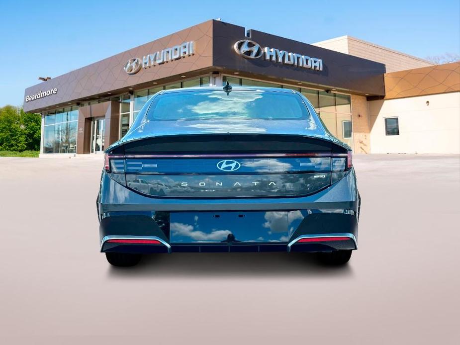 new 2025 Hyundai Sonata Hybrid car, priced at $31,883