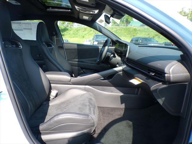 new 2025 Hyundai ELANTRA N car