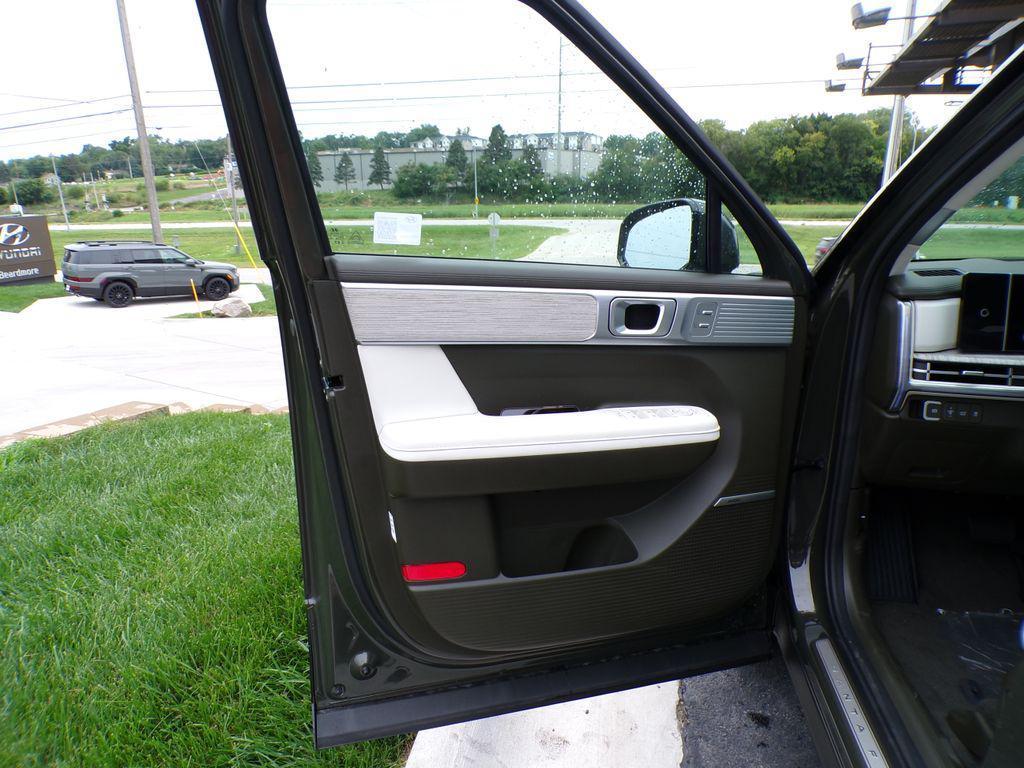 new 2025 Hyundai Santa Fe car, priced at $45,403