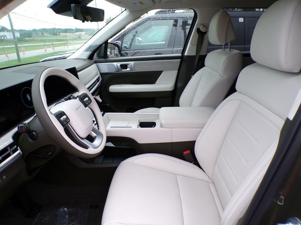 new 2025 Hyundai Santa Fe car, priced at $45,403