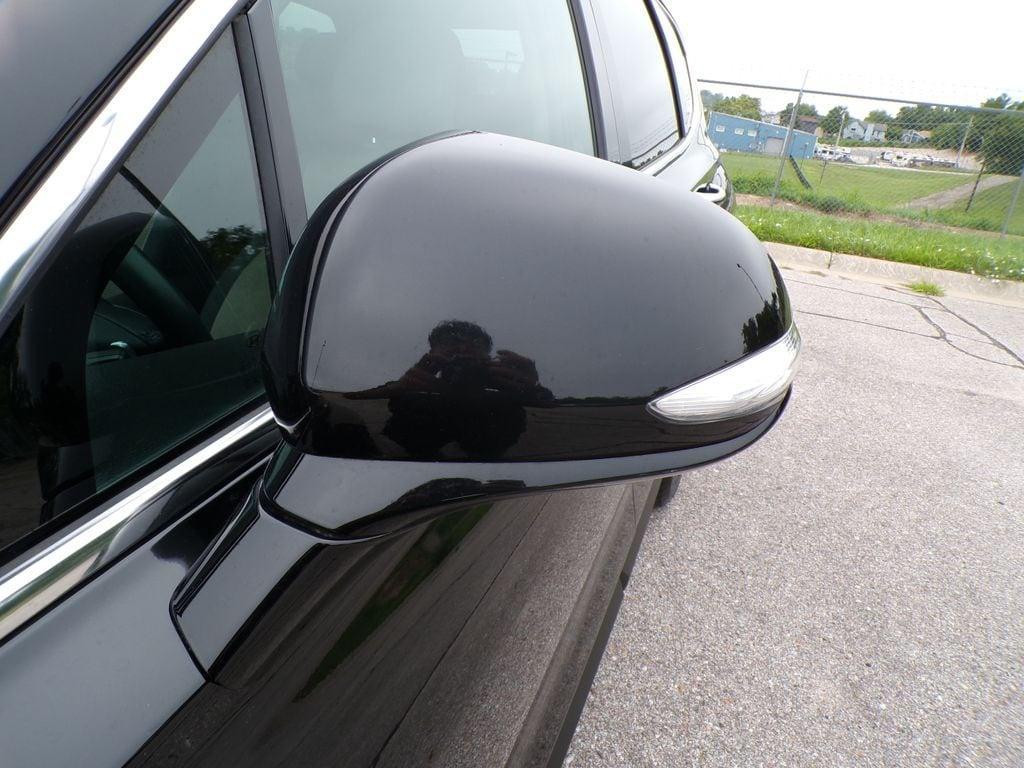 used 2023 Hyundai Santa Fe car, priced at $25,648