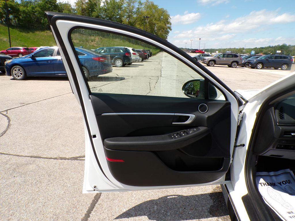 used 2022 Hyundai Sonata car, priced at $20,545