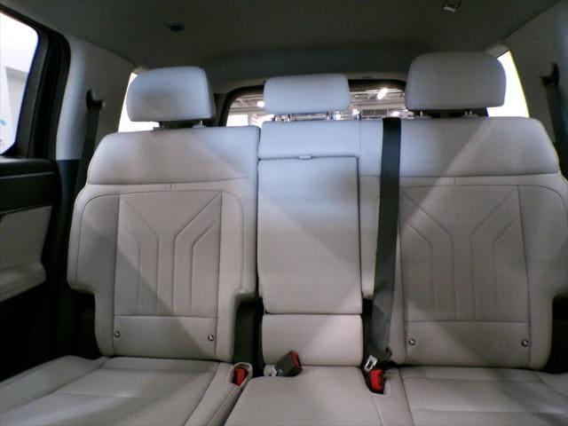 new 2025 Hyundai Santa Fe car, priced at $37,185
