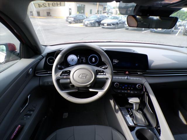 new 2025 Hyundai Elantra car, priced at $26,004